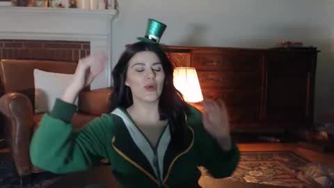 Snapshot of cassiealvarez chatting on 03-18-26, 02:15 cassiealvarez online show from 03-18-26, 02:15