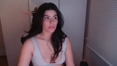 Snapshot of cassiealvarez chatting on 07-07-26, 01:52 cassiealvarez online show from 07-07-26, 01:52