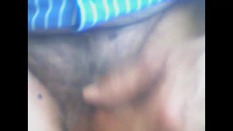 Snapshot of castells chatting on 05-25-26, 04:13 castells online show from 05-25-26, 04:13