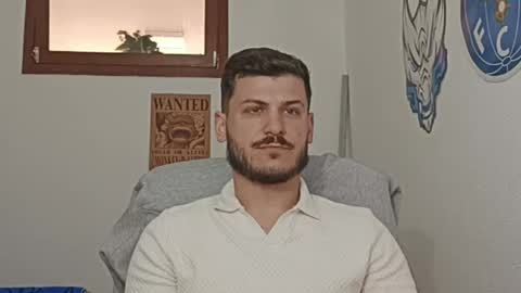 Mike Moreira online show from 04-05-26, 01:19