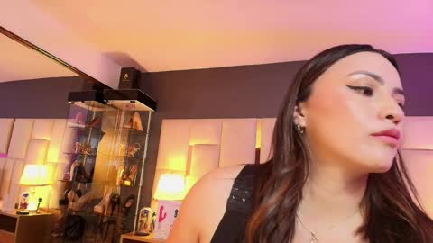 Snapshot of cata_alvarezz chatting on 02-05-25, 06:59 catalina online show from 02-05-25, 06:59