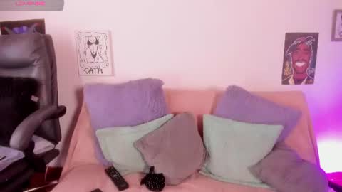 Cata green model independient online show from 06-30-26, 07:26