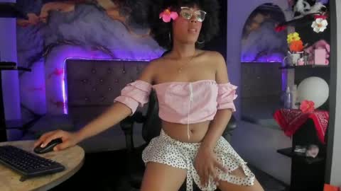 cataleyamoon_ online show from 05-06-26, 07:52