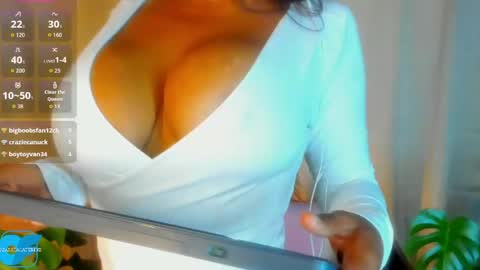 Caterine Zapata  online show from 03-09-26, 10:30