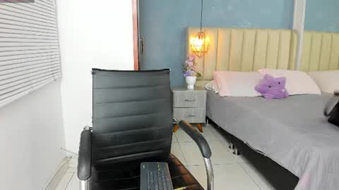 cathaleya_17 online show from 06-30-26, 03:40