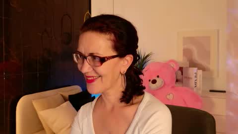 Catherine online show from 03-18-26, 01:58