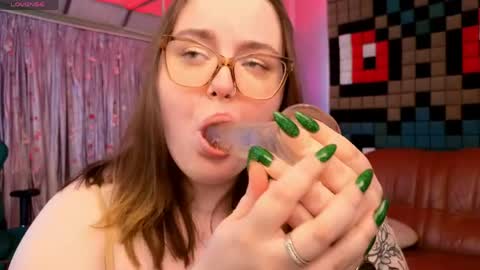 catherineclaire online show from 05-26-26, 04:36