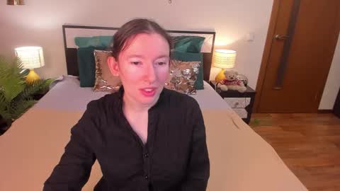 Catrin online show from 03-21-26, 05:01
