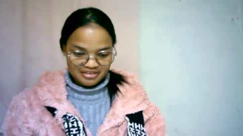 Snapshot of cathyxlisa chatting on 07-09-26, 09:46 CathyXLisa online show from 07-09-26, 09:46