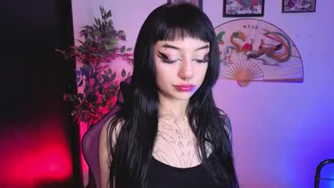 Snapshot of cati_petite chatting on 07-09-26, 07:23 Cati help me reach my goal of 100 thumbs up again 3 online show from 07-09-26, 07:23