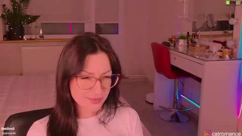 Snapshot of catromance chatting on 04-18-26, 07:18 Katerina online show from 04-18-26, 07:18