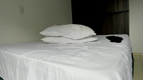 Snapshot of cattaleya_rose chatting on 06-18-26, 07:07 Catta online show from 06-18-26, 07:07