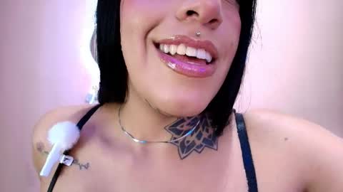 Cattleya online show from 04-11-26, 03:44