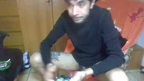 Snapshot of cazzone98italiano chatting on 11-22-25, 11:26 cazzone98italiano online show from 11-22-25, 11:26