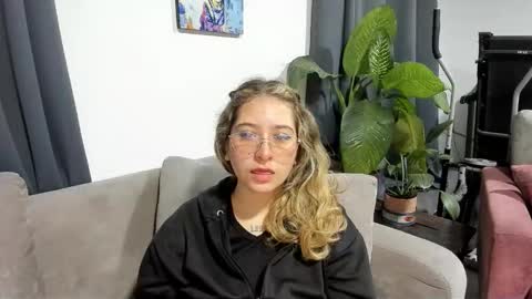ccuteass online show from 12-12-24, 10:13