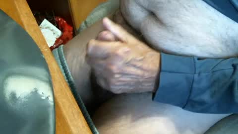 Snapshot of cczt154 chatting on 06-18-26, 09:19 CCzt154 online show from 06-18-26, 09:19