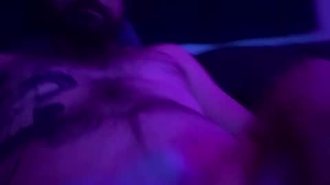 cd121024 online show from 11-23-25, 10:59