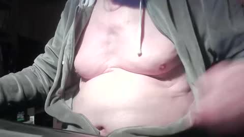 Snapshot of cd_99 chatting on 04-26-26, 09:01 cd_99 online show from 04-26-26, 09:01