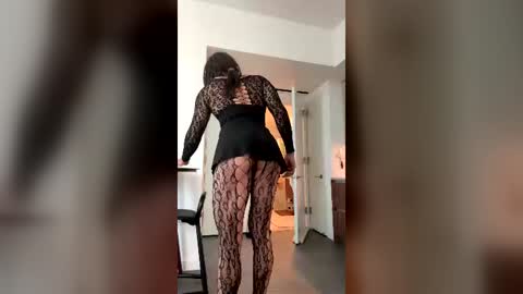 Naomi online show from 07-10-26, 10:45