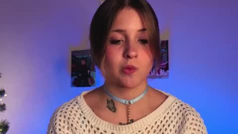 Lina  online show from 01-15-26, 07:17