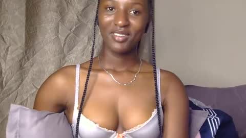 cee_queen online show from 06-19-26, 02:32