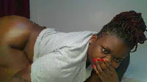 ceepretty25 online show from 05-15-26, 01:51