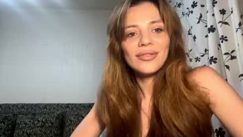 Snapshot of celestaclair chatting on 07-19-26, 08:01 Call me Liza online show from 07-19-26, 08:01