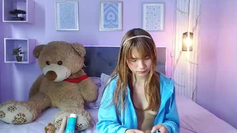 C E L E S T E  online show from 04-25-26, 02:58