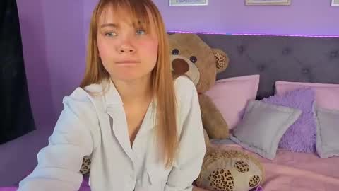 C E L E S T E  online show from 06-04-26, 07:42