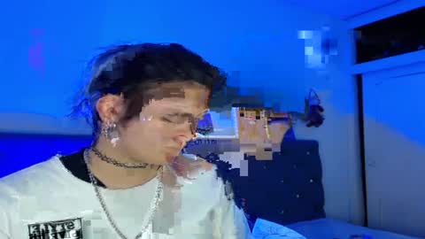 I am Valentinn online show from 04-11-26, 12:04