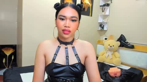 celestinaxisabella online show from 04-13-26, 04:07