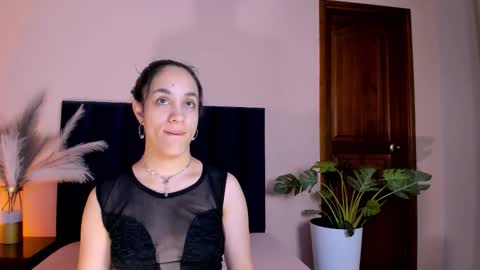Snapshot of celesttequeen chatting on 03-11-26, 11:49 Celeste Quenn online show from 03-11-26, 11:49