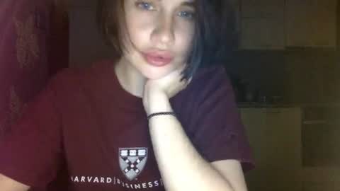 Eva online show from 06-12-26, 10:52