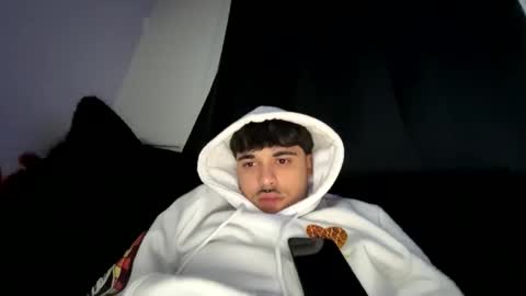 cezarthebreeder online show from 04-12-26, 05:18