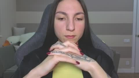 Kate online show from 04-06-26, 07:31