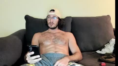 Lydong online show from 12-21-25, 05:03