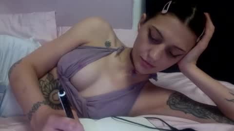 chaia online show from 06-10-26, 07:51