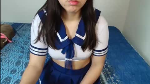 Snapshot of chanelsexyy chatting on 10-31-25, 03:57 Viviana 3 online show from 10-31-25, 03:57