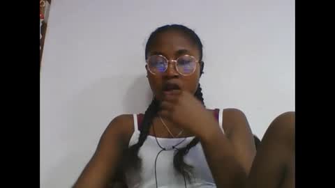 chantale483461 online show from 05-12-26, 06:10