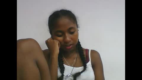 chantale483461 online show from 05-12-26, 06:16