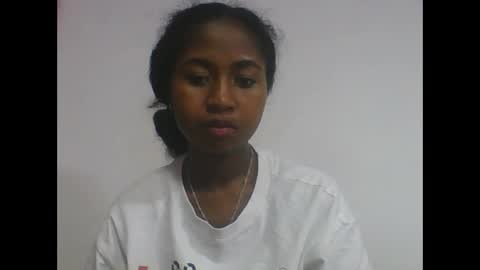 chantale483461 online show from 05-25-26, 03:45