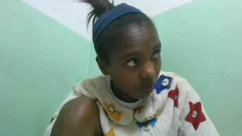 chanteuse655720 online show from 06-11-26, 05:33