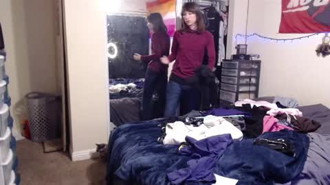 Snapshot of chaos_kat chatting on 02-06-25, 02:11 Chaos Kat online show from 02-06-25, 02:11