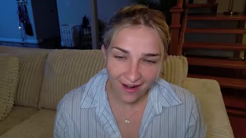 Snapshot of charbearxoxo chatting on 05-29-26, 01:36 char online show from 05-29-26, 01:36