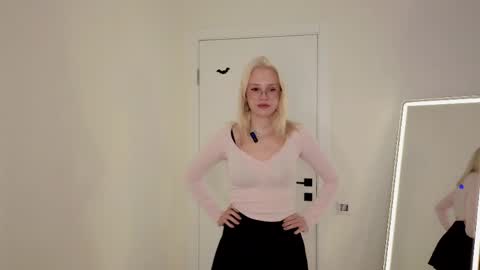 Snapshot of charleneculliver chatting on 05-30-26, 08:11 Tessa online show from 05-30-26, 08:11