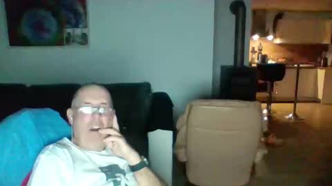 charles6064 online show from 06-02-26, 02:13