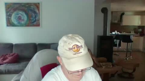 charles6064 online show from 08-05-26, 09:12