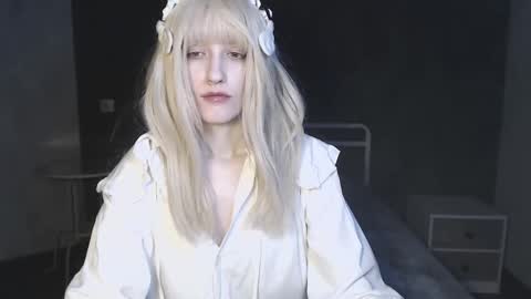 Snapshot of charlie_crystal chatting on 02-18-26, 03:13 Charlie online show from 02-18-26, 03:13