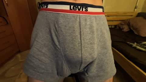 Charlie online show from 04-25-26, 07:33