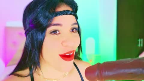 Snapshot of charlootteevans chatting on 07-08-26, 01:54 Charloott Evans online show from 07-08-26, 01:54